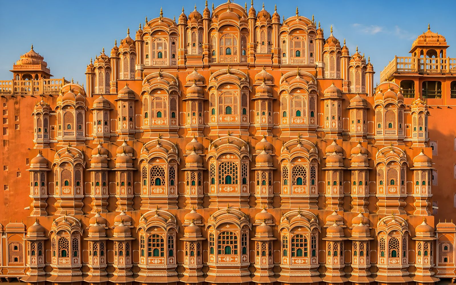 The Hawa Mahal in Jaipur in warm light